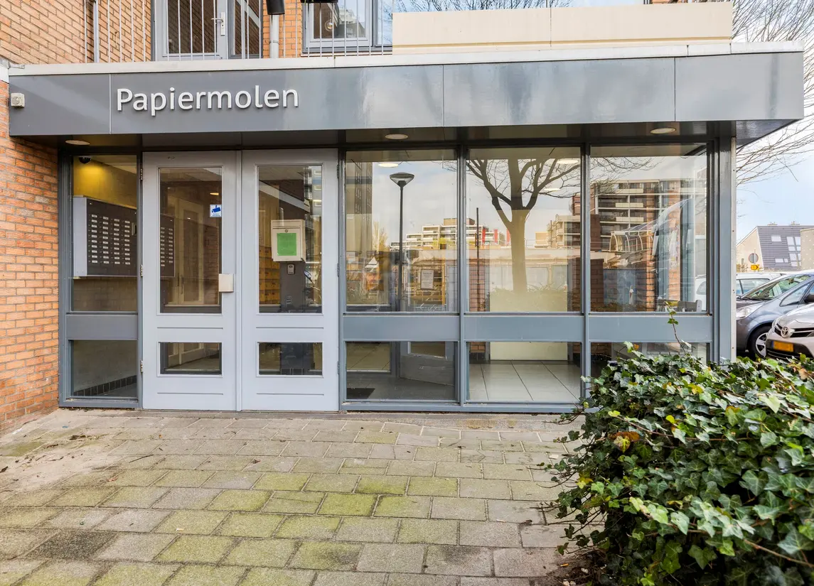 Nieuw
            
    
        
                            REMAX Makelaarsgilde
                        Papiermolen 156
            
                LEIDEN€ 305.000,- k.k.
            
        
        
                            
                    68 m²
                    2
                    1