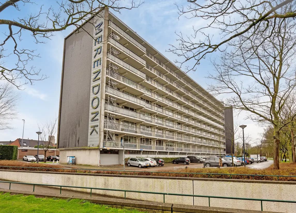 Nieuw
            
    
        
                            REMAX Makelaarsgilde
                        Merendonk 119
            
                LEIDEN€ 345.000,- k.k.
            
        
        
                            
                    87 m²
                    4
                    3