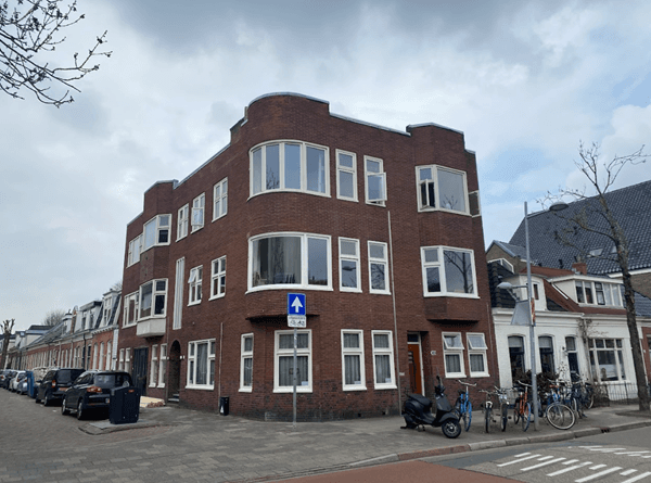Te huur: Leuk twee-slaapkamerappartement in de Oosterpoortbuurt!