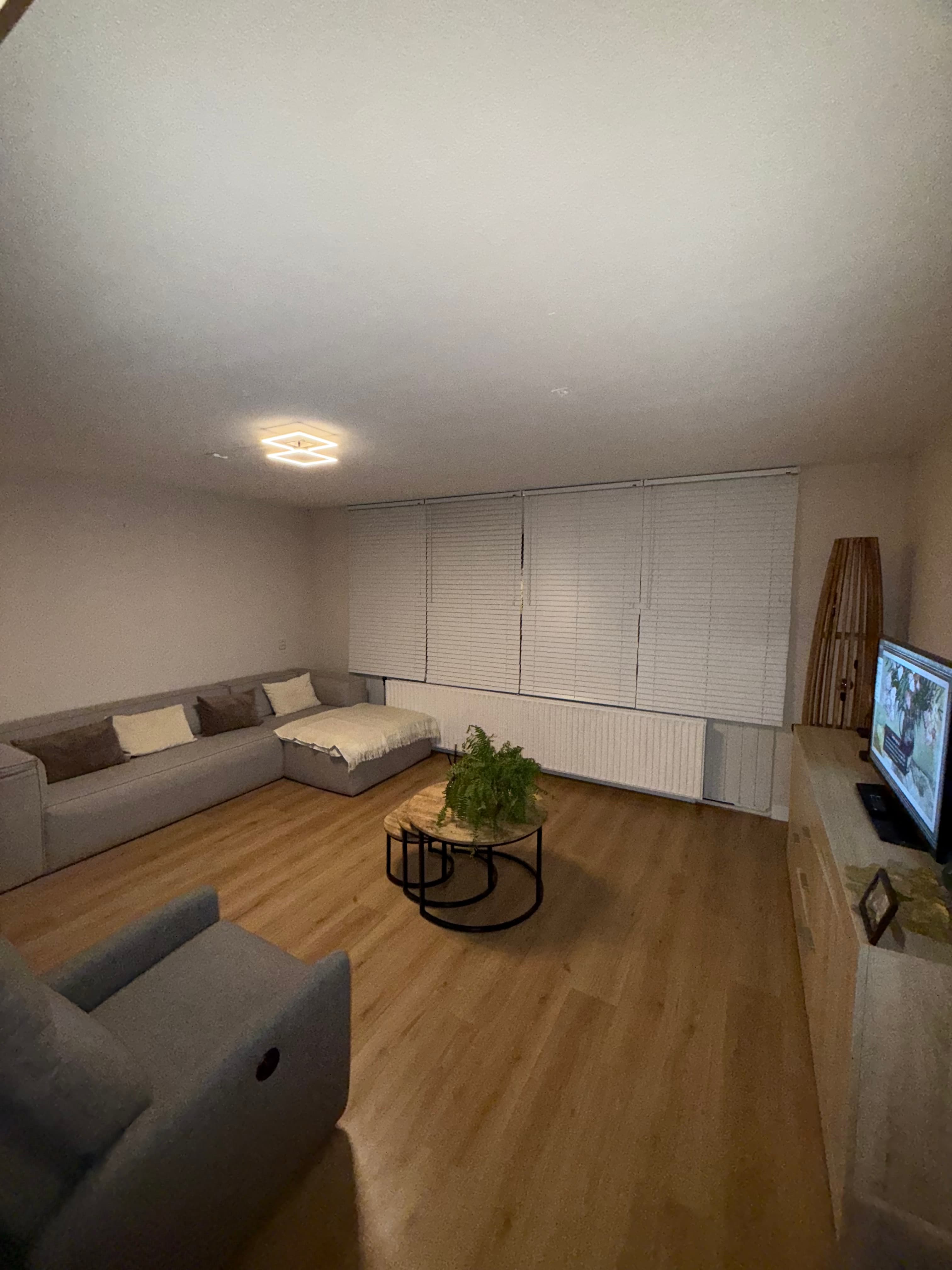 Daniel Defoelaan, Amsterdam