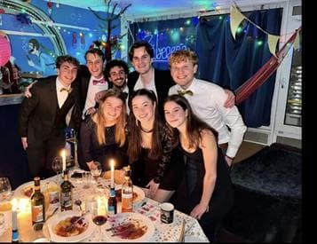 E. Du Perronlaan, Delft