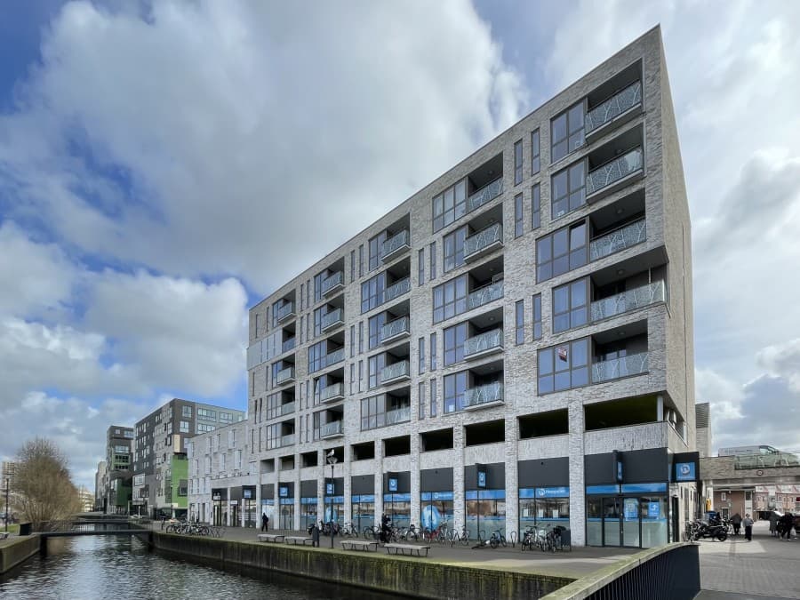 Kralendijkkade, Leiden