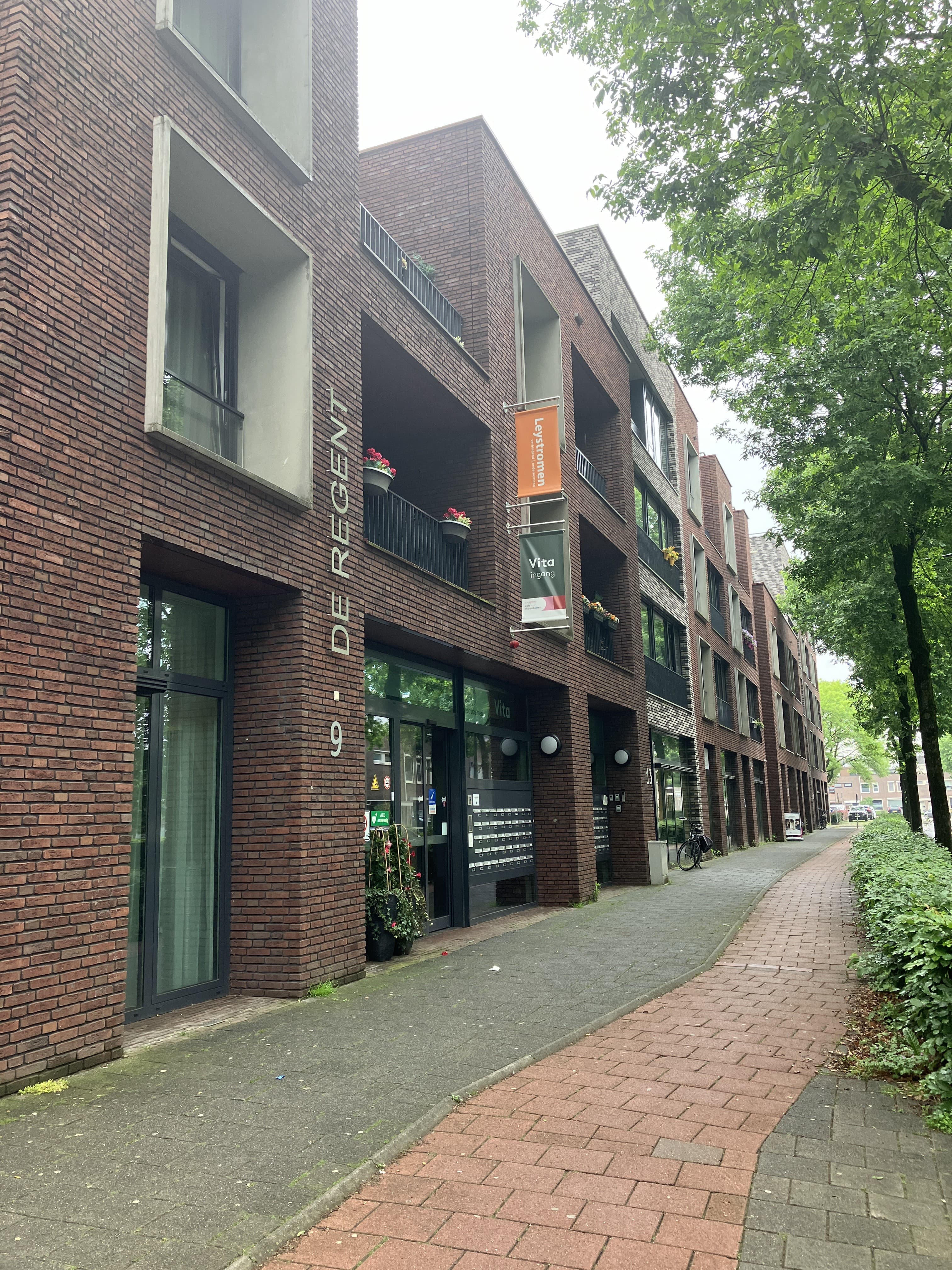 Regentenstraat 31, Rijen